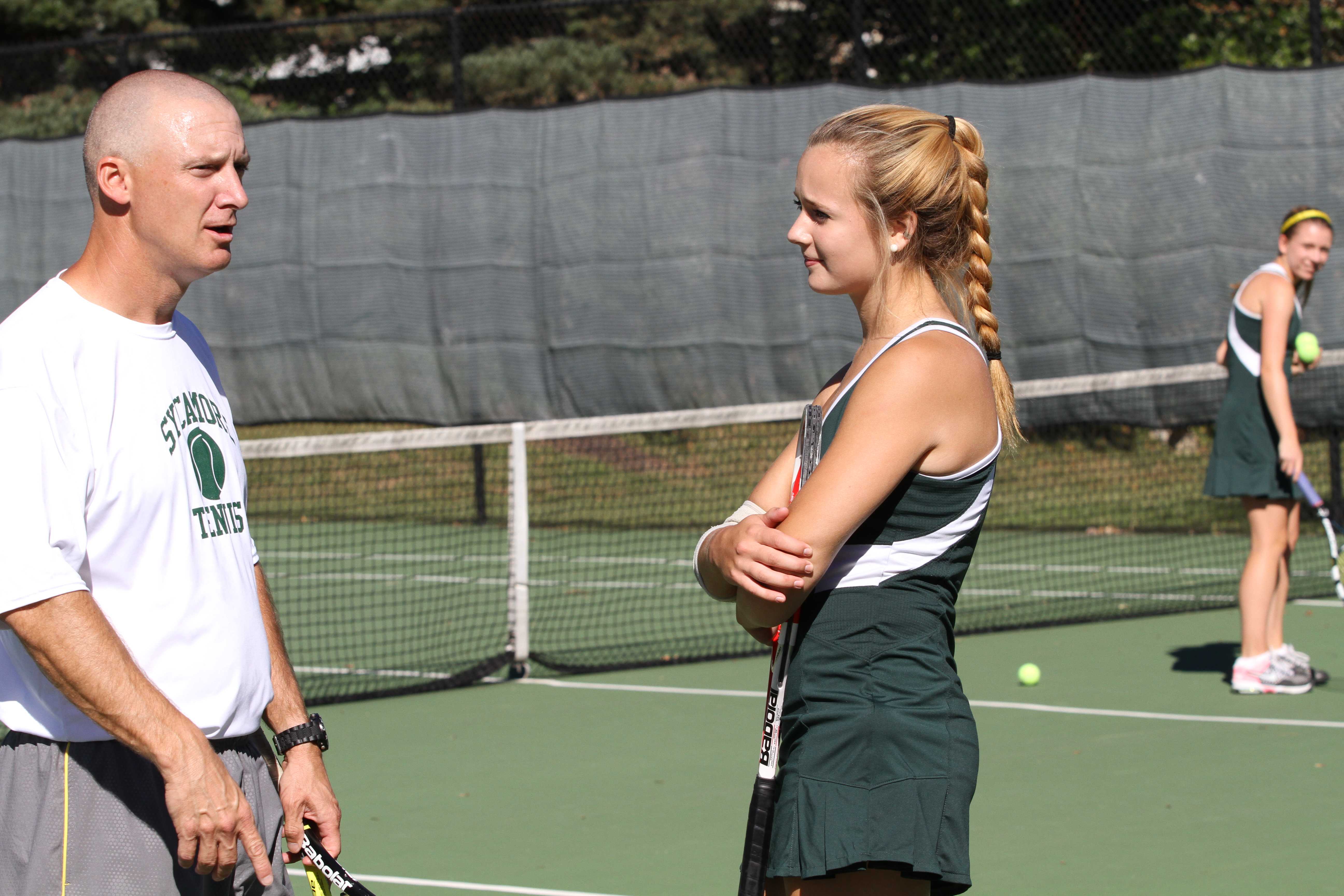 Girls gold tennis wraps up season