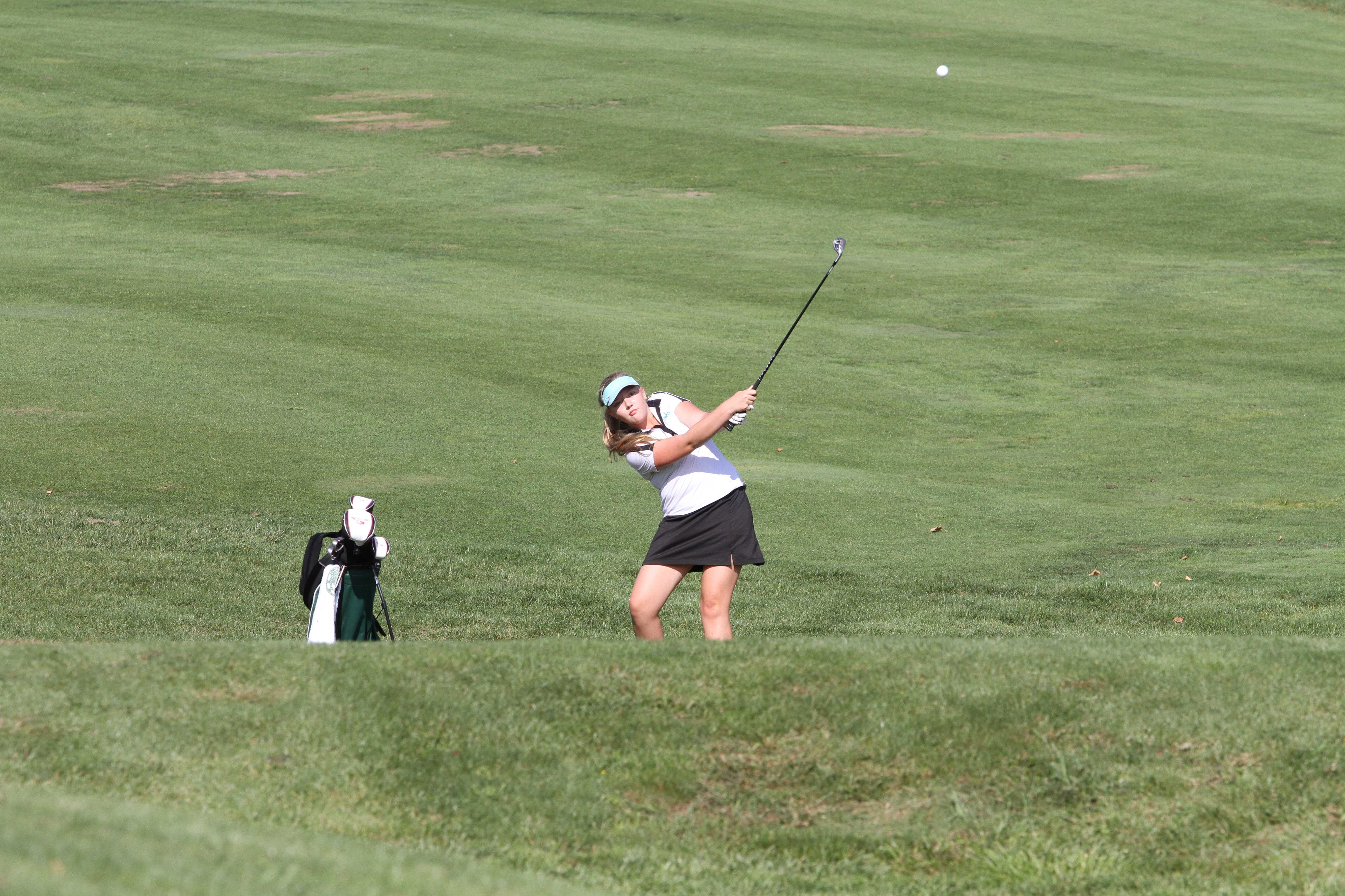 JV girls golf makes way through season