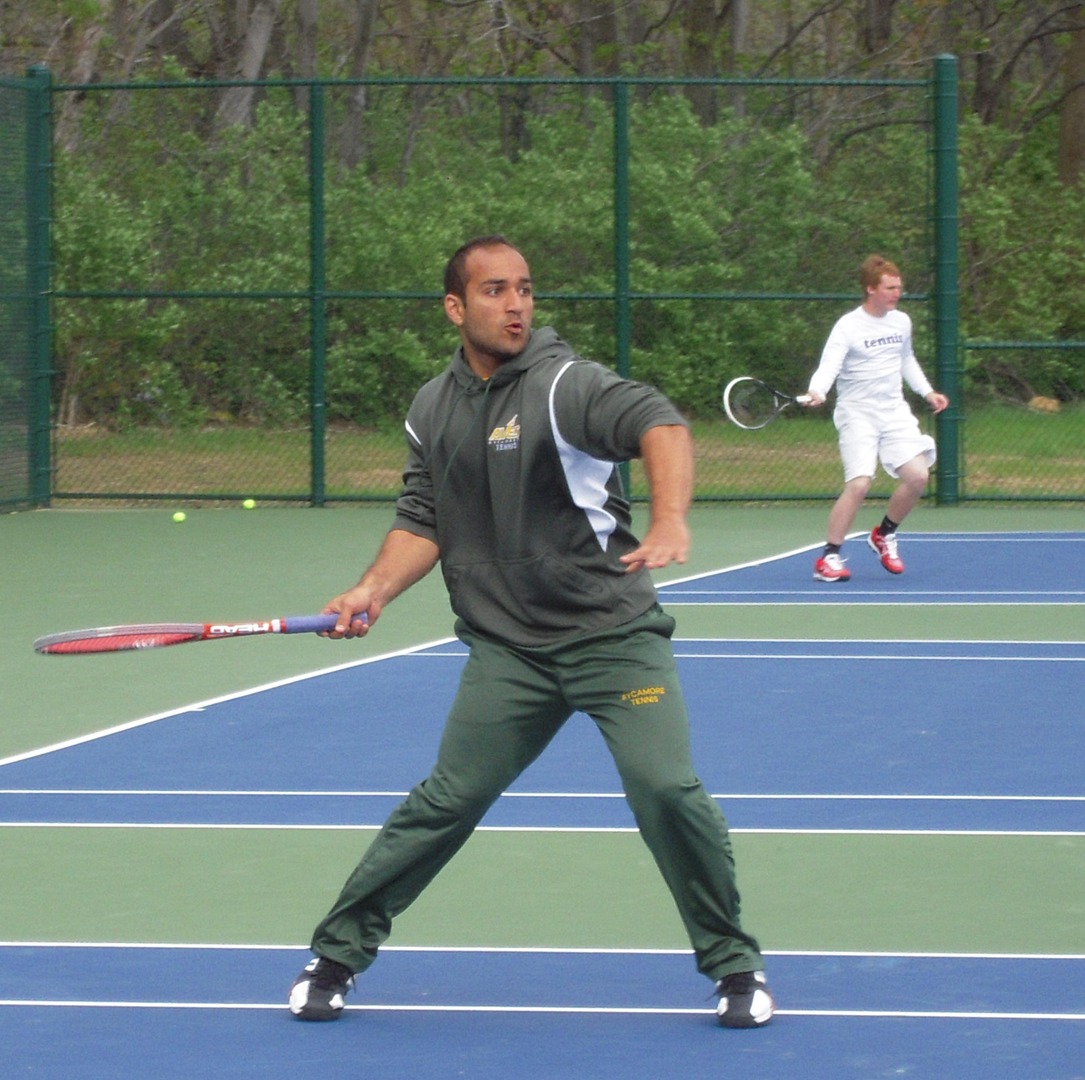 Varsity Gold tennis continues strong season 