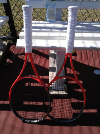 The Boys’ JV tennis match against Hamilton High School consisted of two doubles matches. Winning on both courts, the team extended their undefeated record to 7-0. The team is now preparing their lineup for the Coach’s Classic Tournament in two weeks. Photo courtesy of David Muskal. 