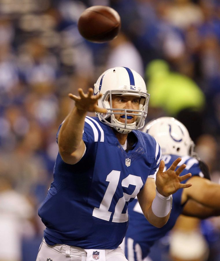 Indianapolis+quarterback+Andrew+Luck+passes+to+a+teammate+in+a+recent+Monday+night+game+against+the+Philadelphia+Eagles.+Luck+leads+the+NFL+in+total+fantasy+points+with+165.+The+top+5+leaders+in+points+are+quarterbacks.%0APhoto+by+MCT