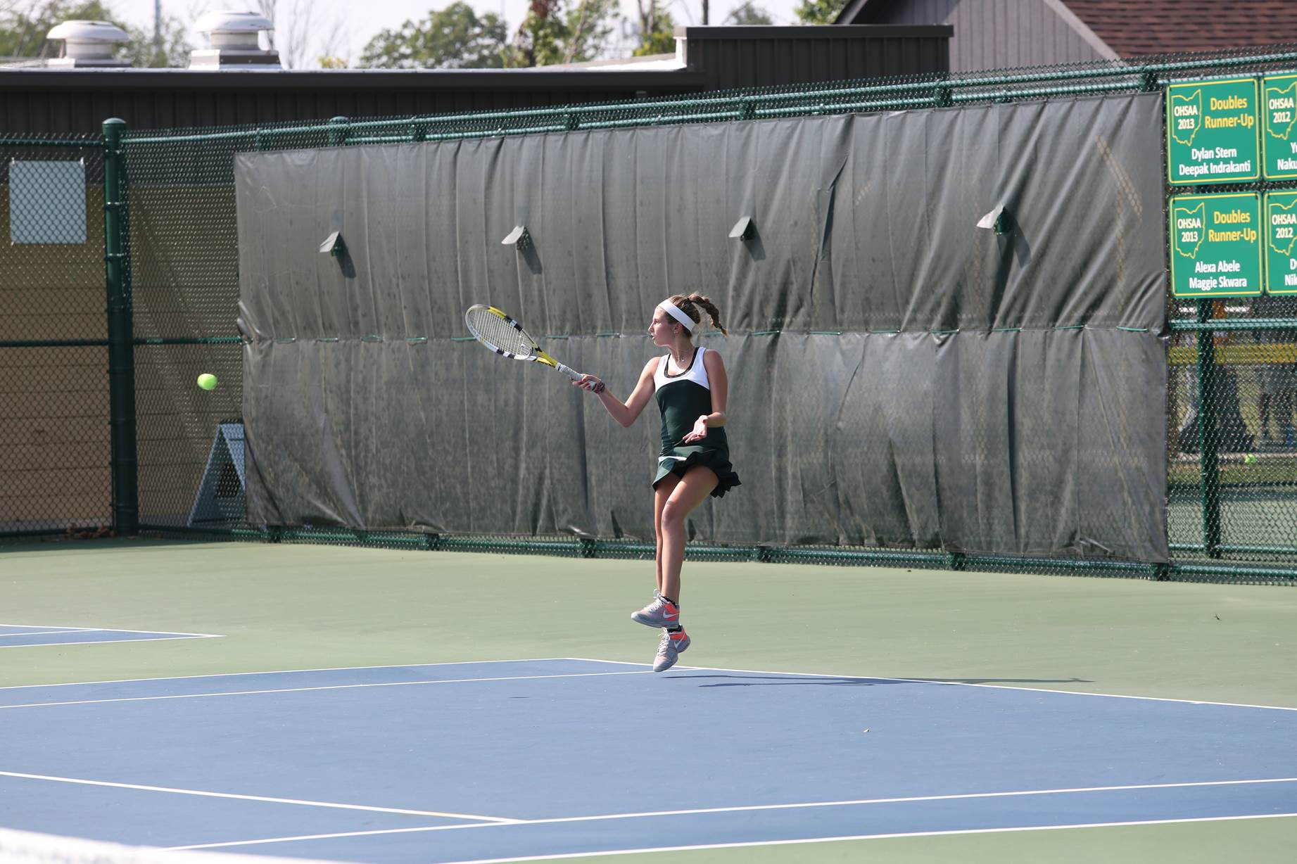 Varsity Green Girls tennis team finishes season with success