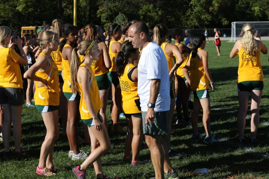 Girls cross country sprints to first place finish at Kings Invitational