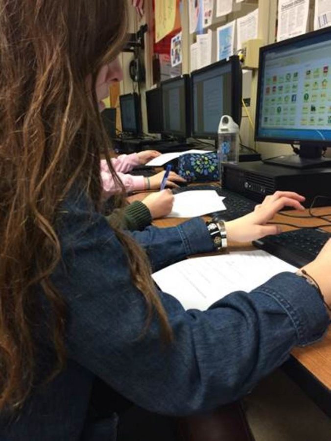 Students try their hardest to focus on the tasks they are given and do it with their full potential, while struggling to not give in to the temptations of laziness. As the year progresses, avoiding laziness gets more and more difficult. This student is working on her rough draft for an English paper due in two days. 