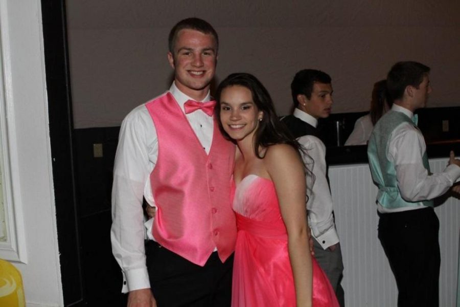 Seniors Alexandra Schille and Ryan Gantzer enjoy their junior prom at Coney Island. The prom location has been moved to Oasis Country Club on May 16. The date is unusually late due to other conflicts.