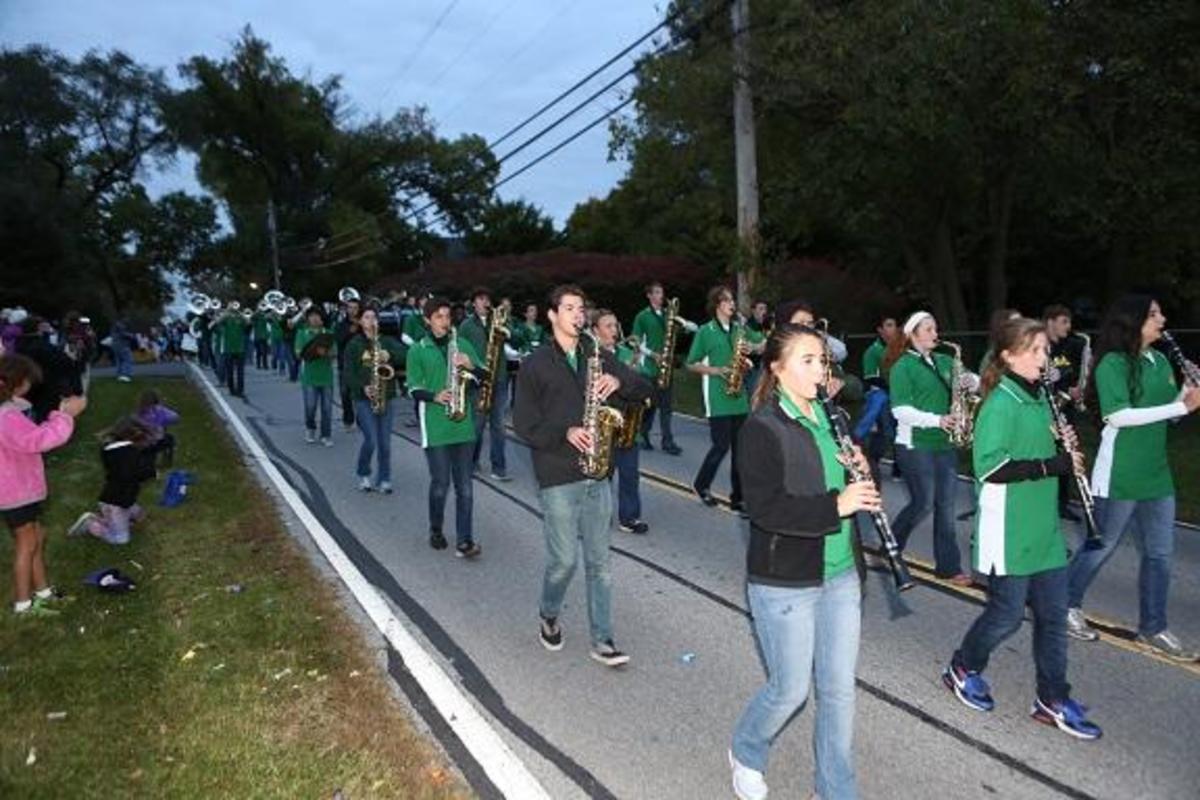 Giving cheers for Homecoming Day