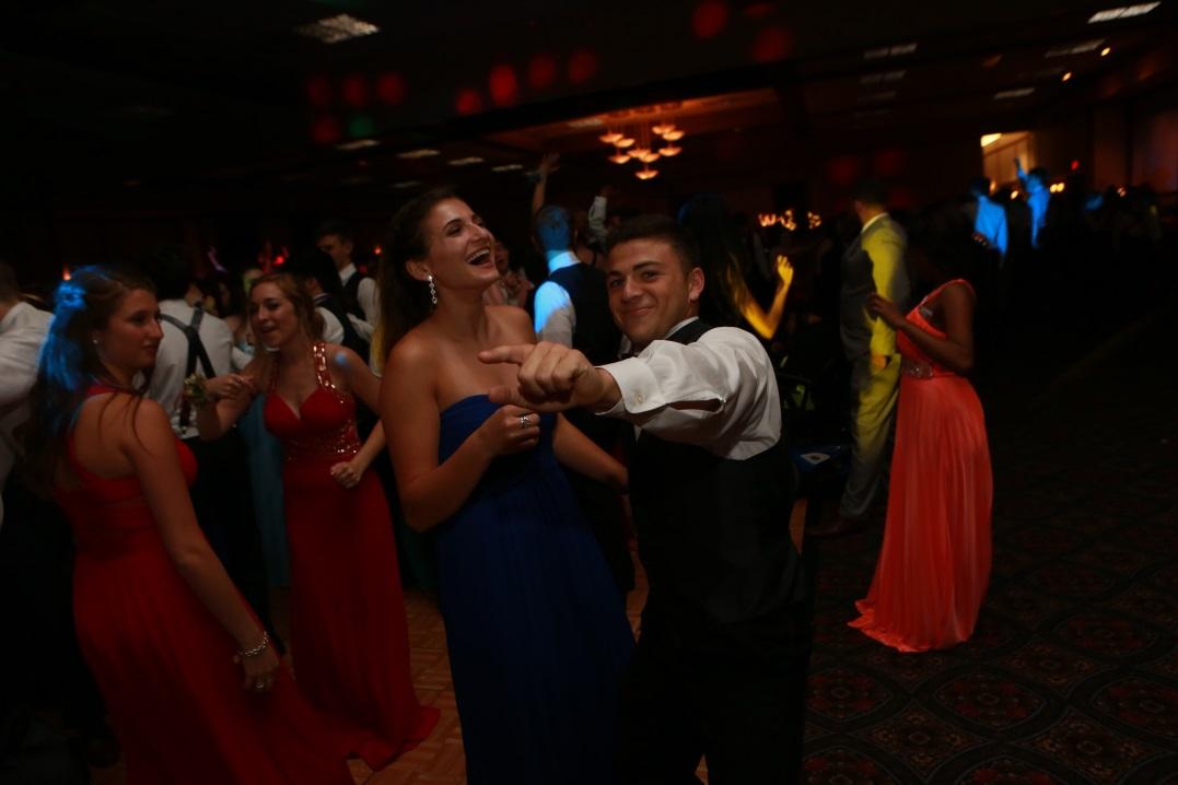 A night to remember : Prom 2015