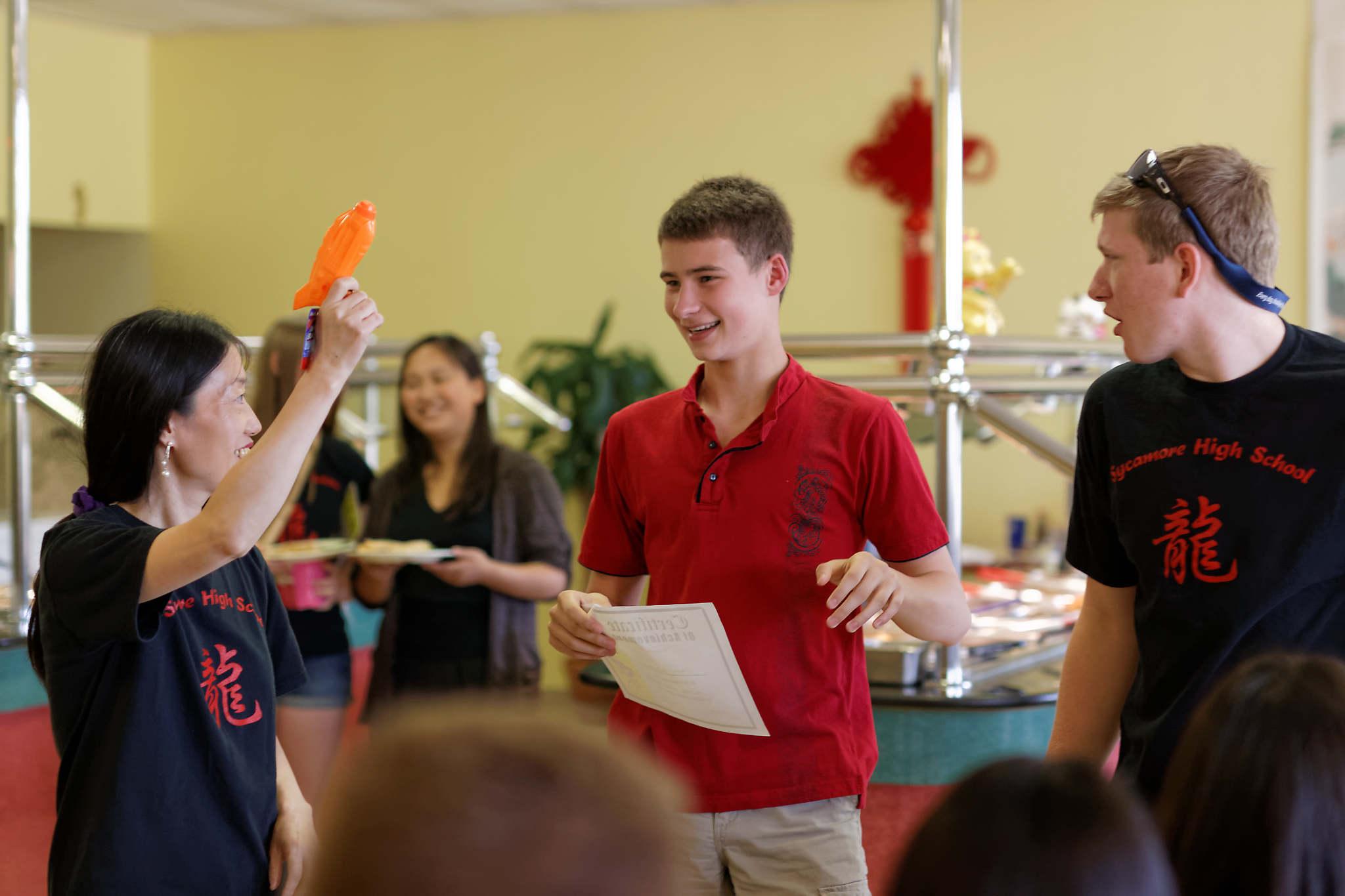 Chinese Club sends off seniors