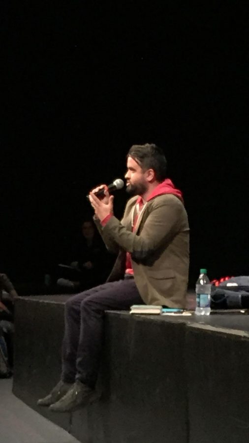 Arnold spoke out to the freshman about what made him write. When he was younger he said that it was an escape for him when he lost friends due to moving. He came back to writing when he was staying at home with his son, which is when he wrote “Mosquitoland.”