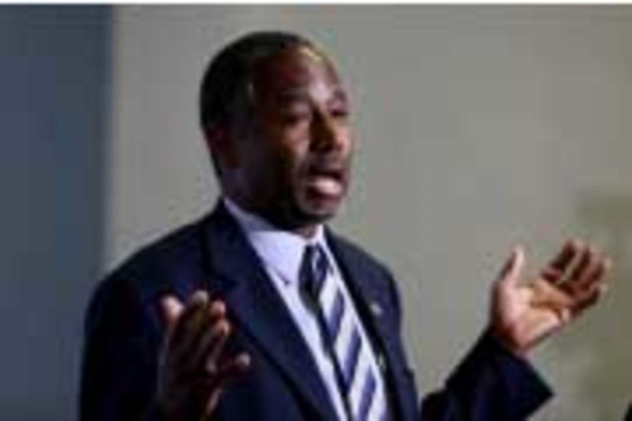 Presidential+candidate+Benjamin+Carson+speaks+at+the+Sharonville+Convention+Center+near+Cincinnati.+According+to+CNN.com%2C+Carson+currently+has+about+14%25+of+the+Republican+vote%2C+just+behind+front-runners+Carly+Fiorina+and+Donald+Trump.+However%2C+Carson+has+his+critics%2C+with+a+large+percentage+voting+Carson+as+%E2%80%9Cunfavorable%E2%80%9D.++%0A