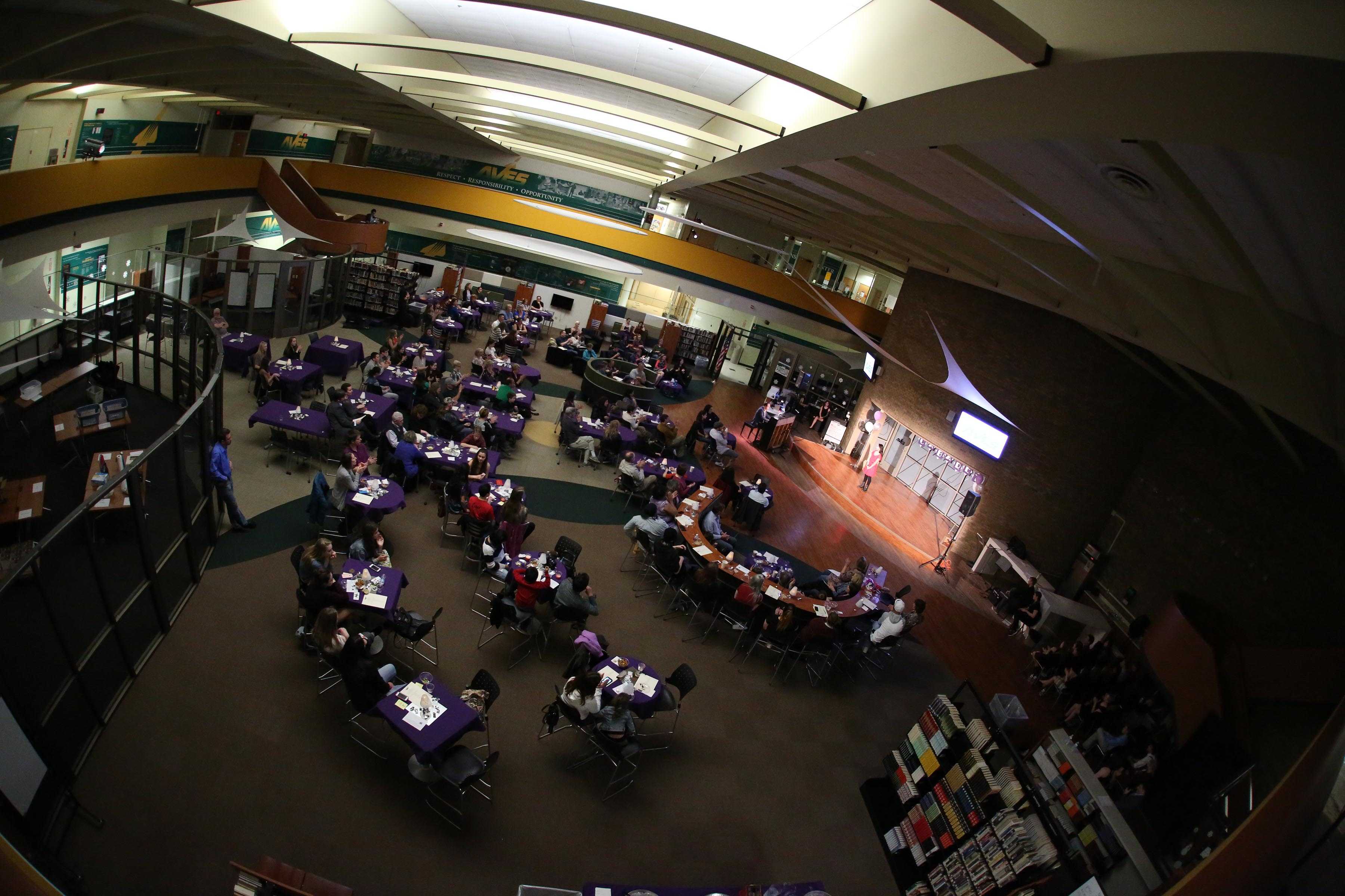 Students sing the night away with Cabaret