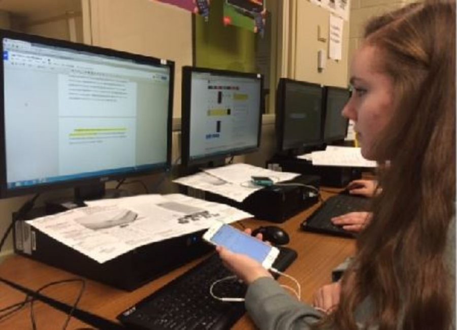 There are many aspects to the debate process. Students have been working around the clock to perfect their speeches. Sophomore Calliope Osborn works on timing her constructive speech to fit the strict four minute time limit. 