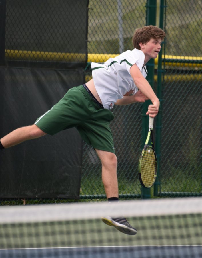 Sycamore Aves Tennis is a very united and successful team because of how well they work together and how hard they work. Our team makes sure that everyone is included and also supports each others at matches. For Sycamore, position does not matter. All that matters is how well they work together. 