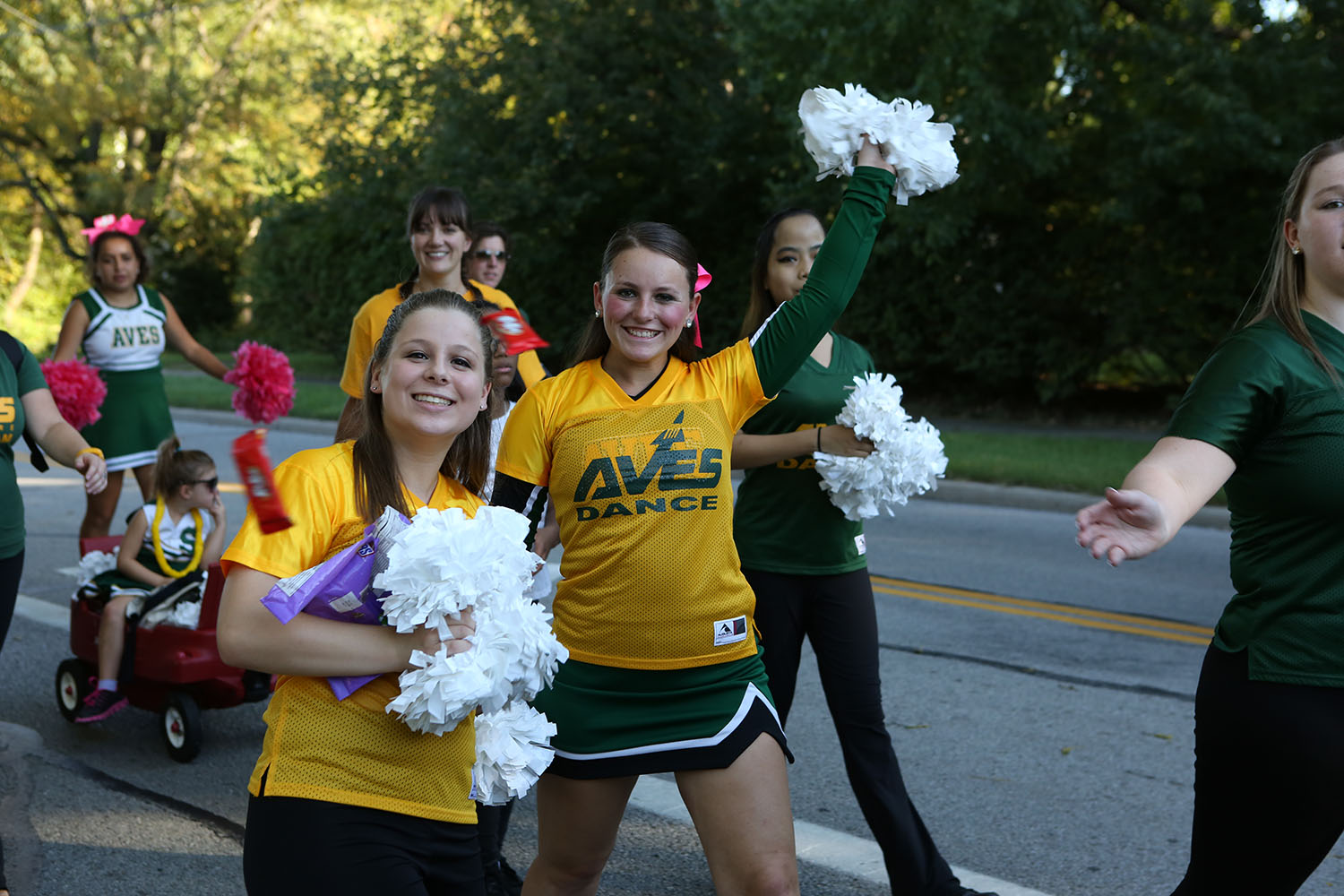 Flyerettes appear in pep rally