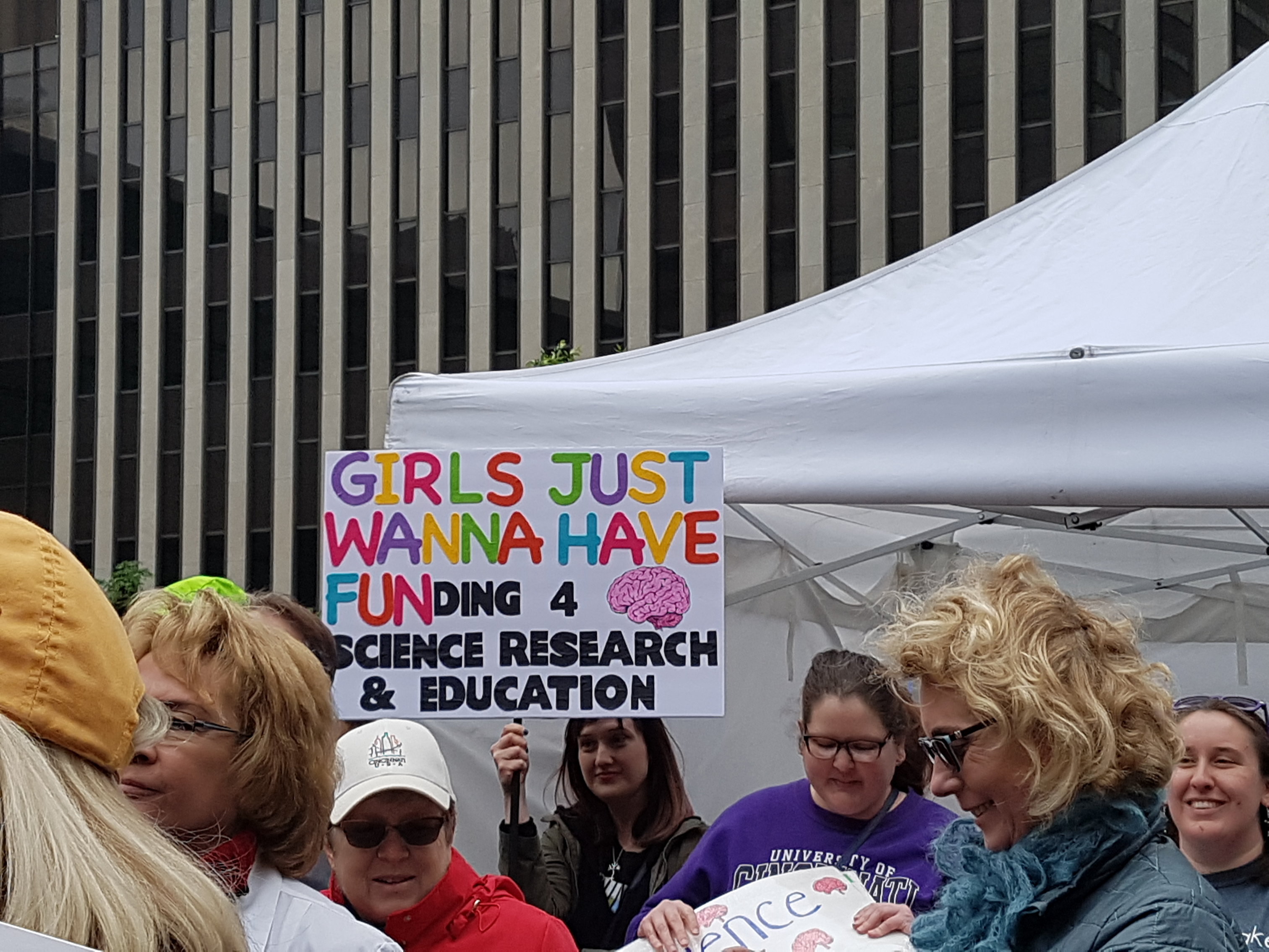 Cincinnati marches for science