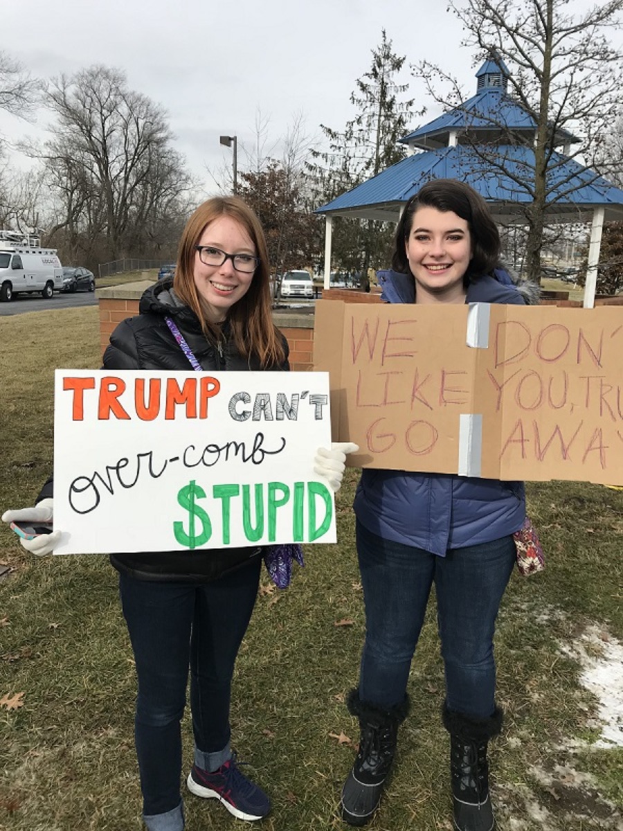 Students gather to share political views