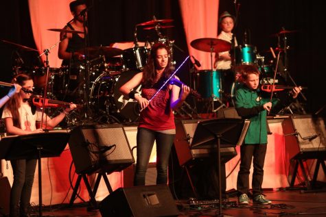 SEE1 rocks concert
