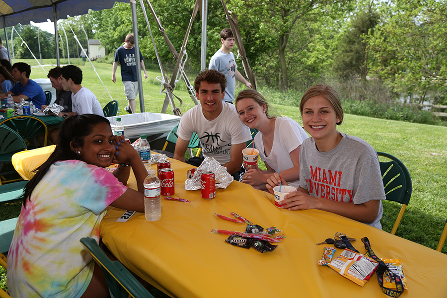 Seniors attend cookout