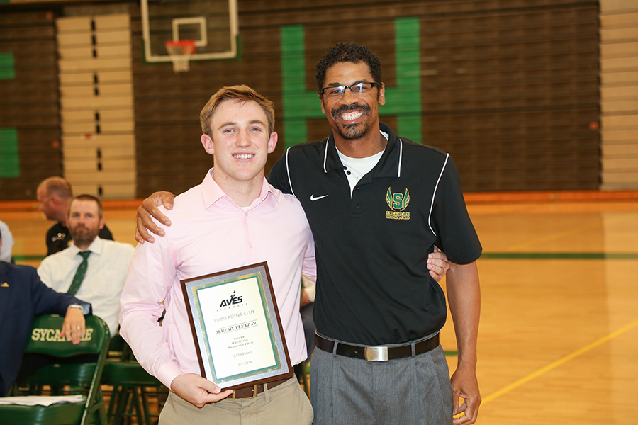 Seniors recognized for sports, 3,000 point club