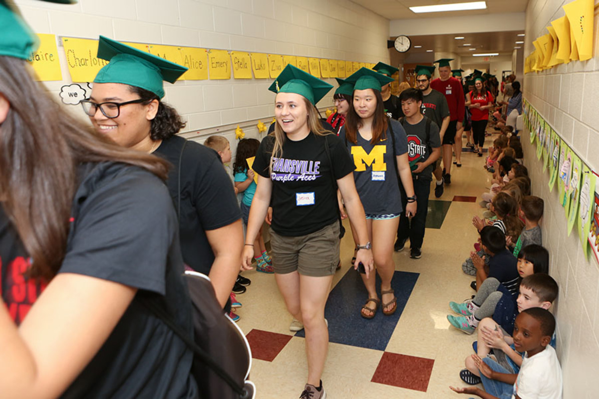 Seniors visit elementary schools