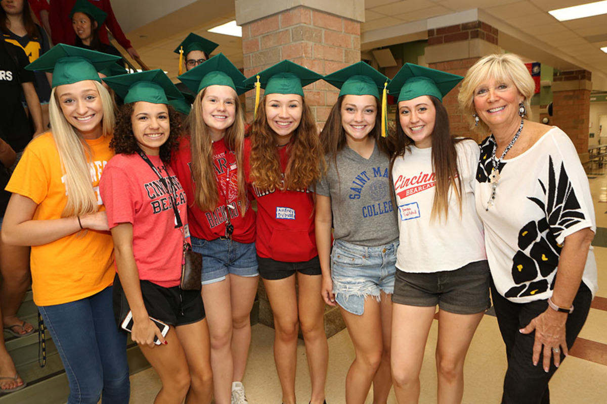 Seniors visit elementary schools