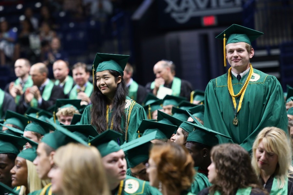 Seniors soar through graduation