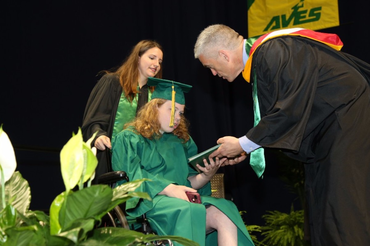 Seniors soar through graduation