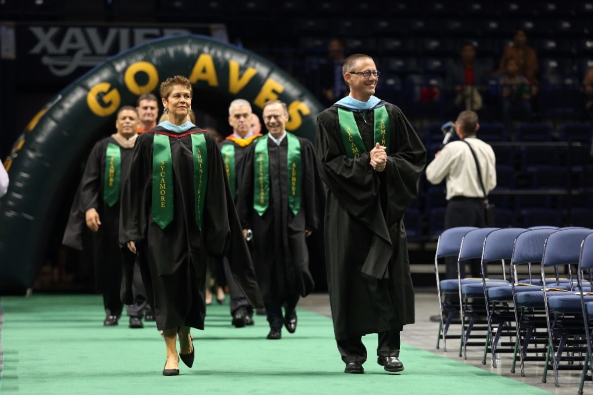 Seniors soar through graduation