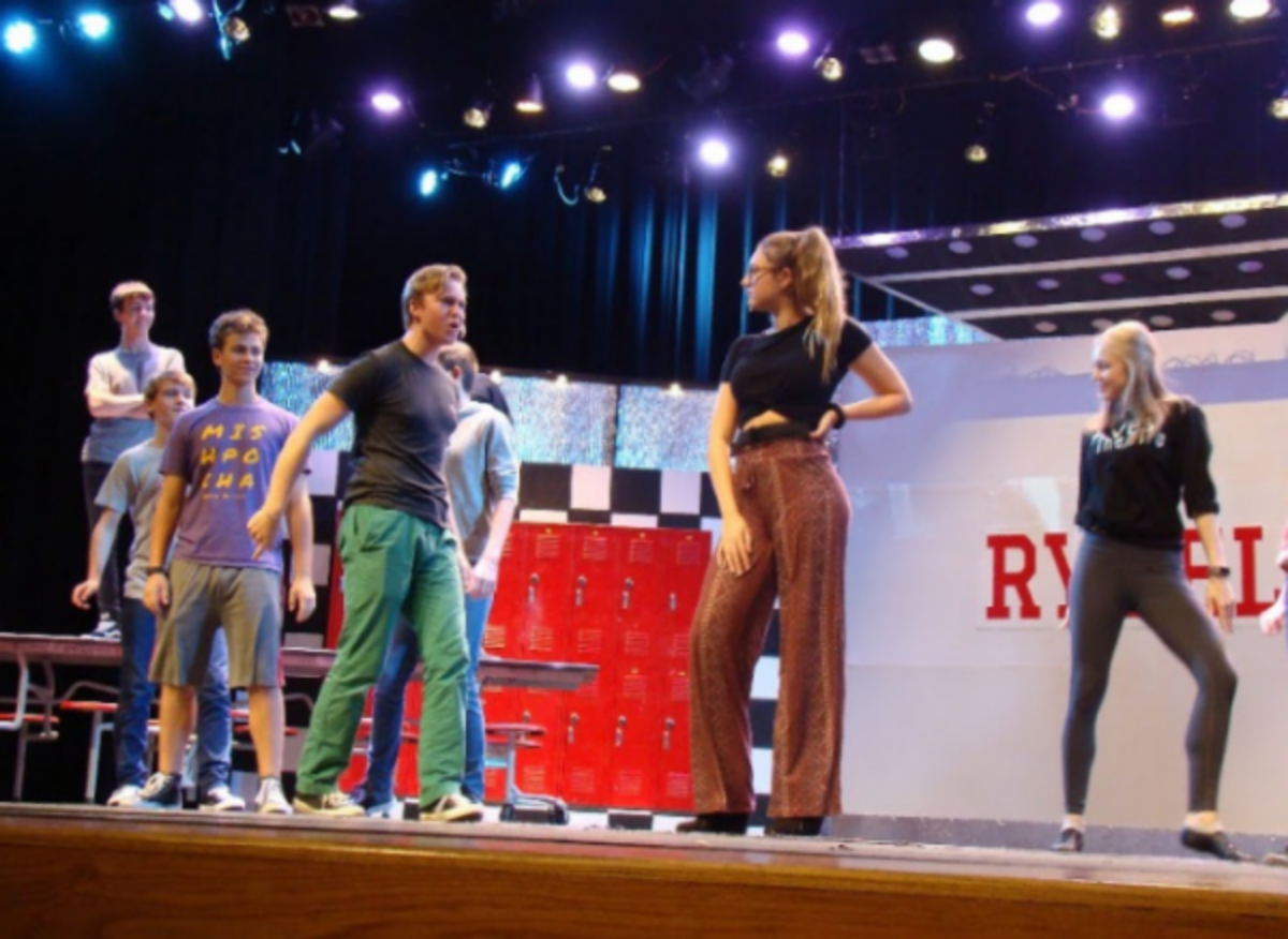 Aves Theatre presents: ‘Grease: The Musical’