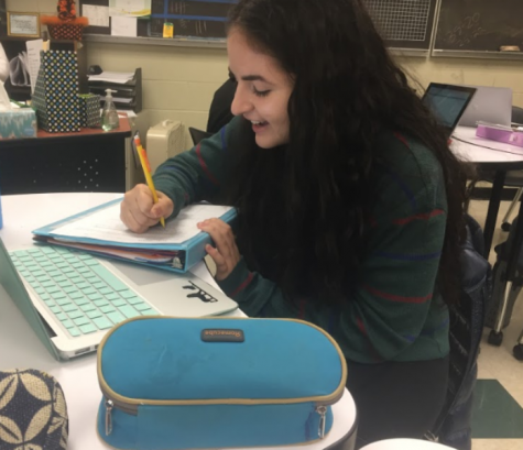 Sarah Guedira, 12