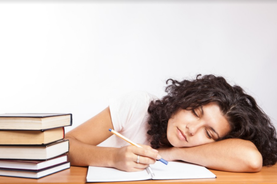 As students begin to get excited for summer break, many lose motivation to study and work hard in their classes during fourth quarter. New strategies for studying can help students keep their motivation up and make it through the last quarter.