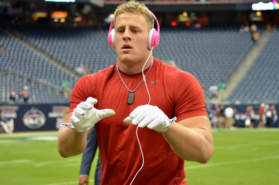 OFF-COURT MVPs. JJ Watt is one of many of the athletes that have donated to help fight the pandemic and help the people who are in need. Athletes can use their platform not just to gain popularity but to make a difference in the world of the many people who are struggling to get by during these hard times. To see many of the athletes who have been helping all over the country, read on!