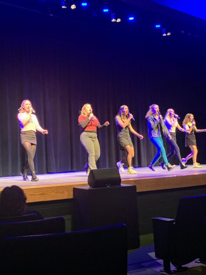 Seniors Peyton Hines, Julie Fort, Belle Scholles, and Kelly Donovan, and juniors Morgan Robbins and Maria Shomo lined up in performance and sang an amazing rendition of the song “Ex-wives” during the Variety Show. Shomo, one of the ex-wives, said, “I had such a fun time working with my friends and creating our performance together and watching everyone else kill their own unique acts both nights!” 
Photos via Claire Berlier