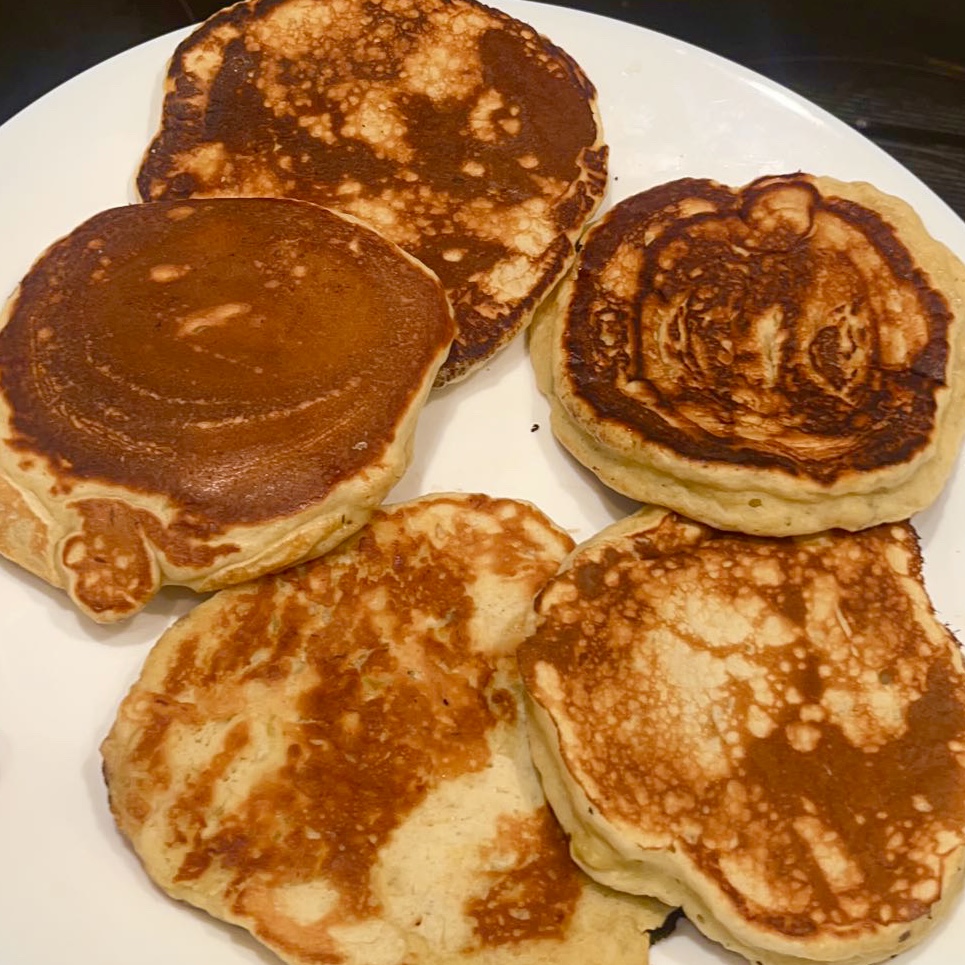 Easy & Fluffy Sugar-Free Banana Pancakes Recipe