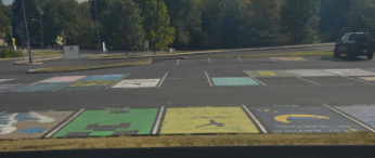 The senior parking lot features numerous painted parking spots. The Leaf staff dives into how these parking spots were created and the artists' tips for future parking spot painters. 